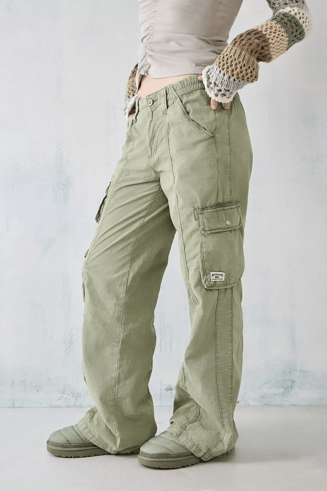 BDG + Khaki Y2K MultiPocket Cargo Pants