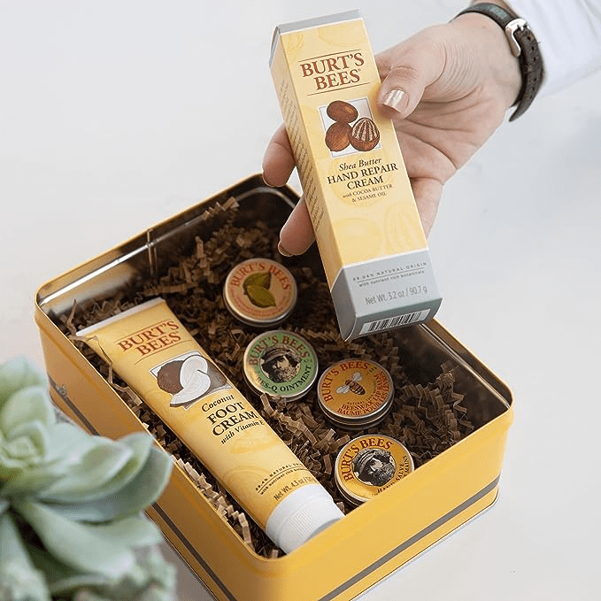 Burt’s Bees + Original Beeswax Classics Set
