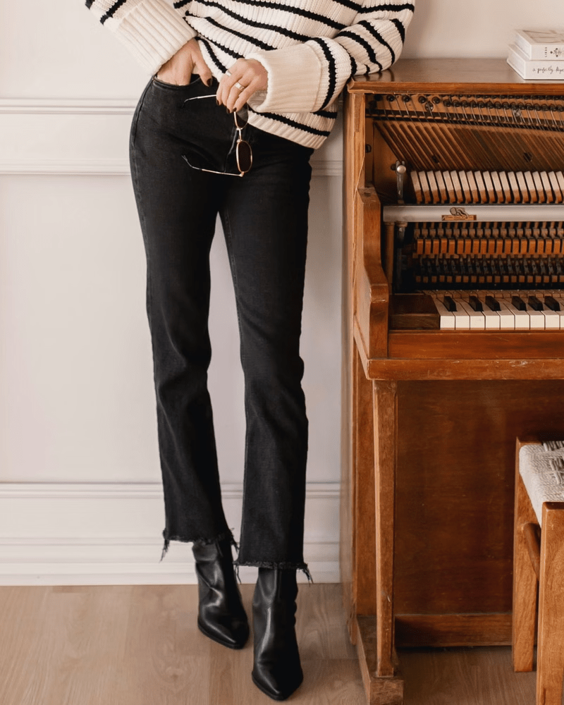 Abercrombie x Jen Reed + Ultra High Rise Ankle Straight Jean