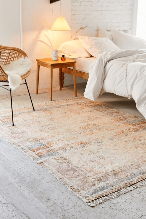 UO + 5 x 7 Chenille Rug