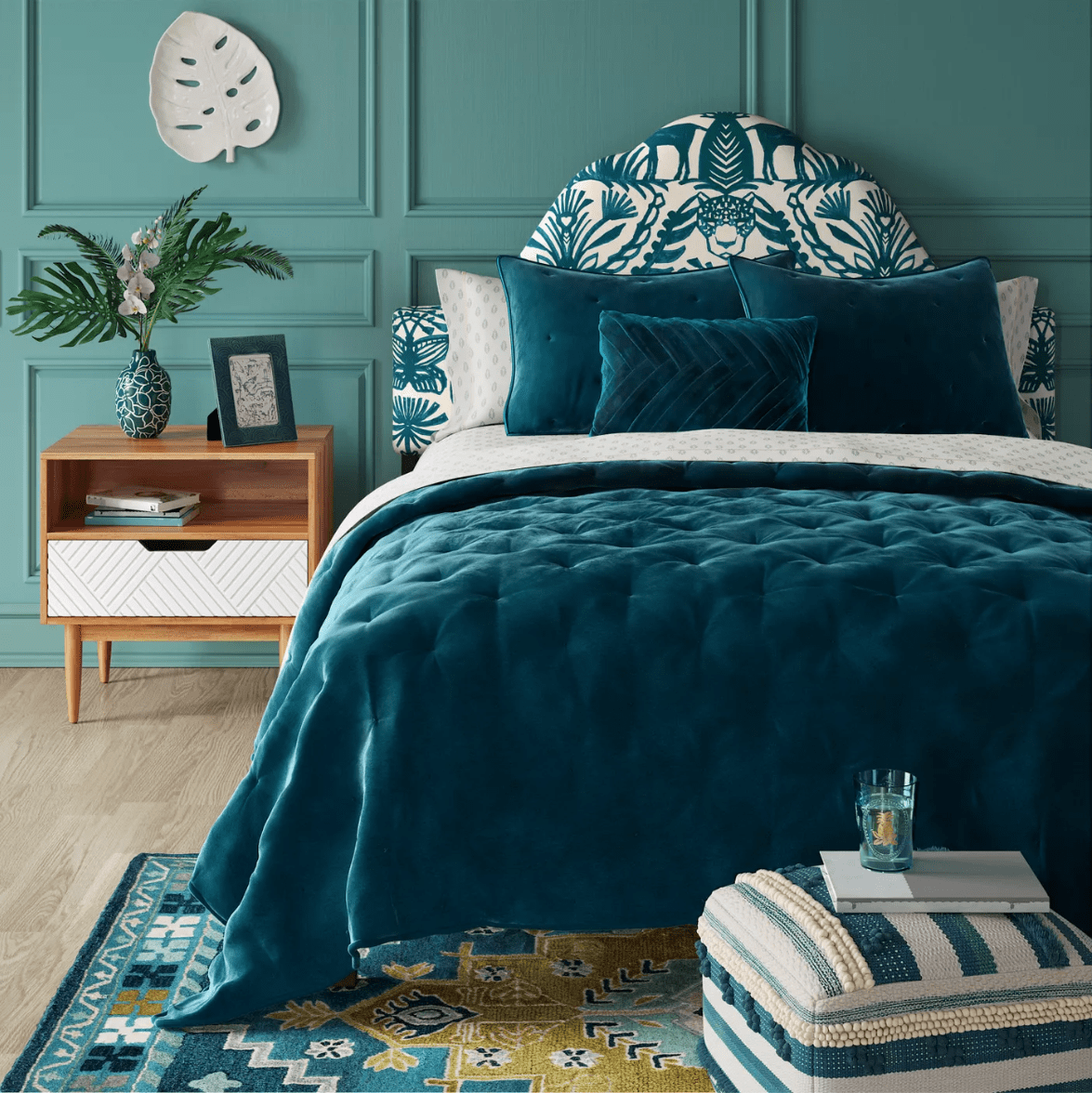 Opalhouse + Velvet Tufted Stitch Quilt