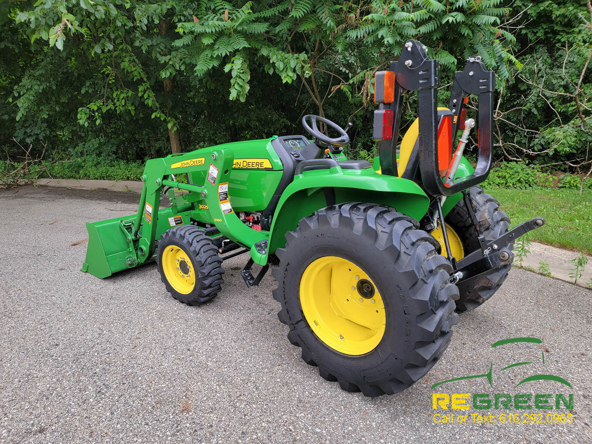 SOLD! LIKE NEW LOW HOUR 2017 John Deere 3025E 25hp Compact Tractor