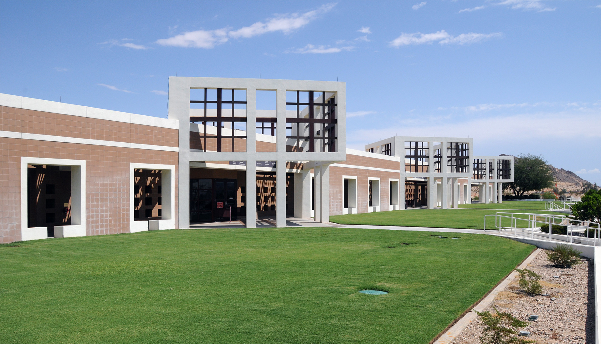 Naval Hospital Twentynine Palms (NHTP) Upgrades Reid Middleton