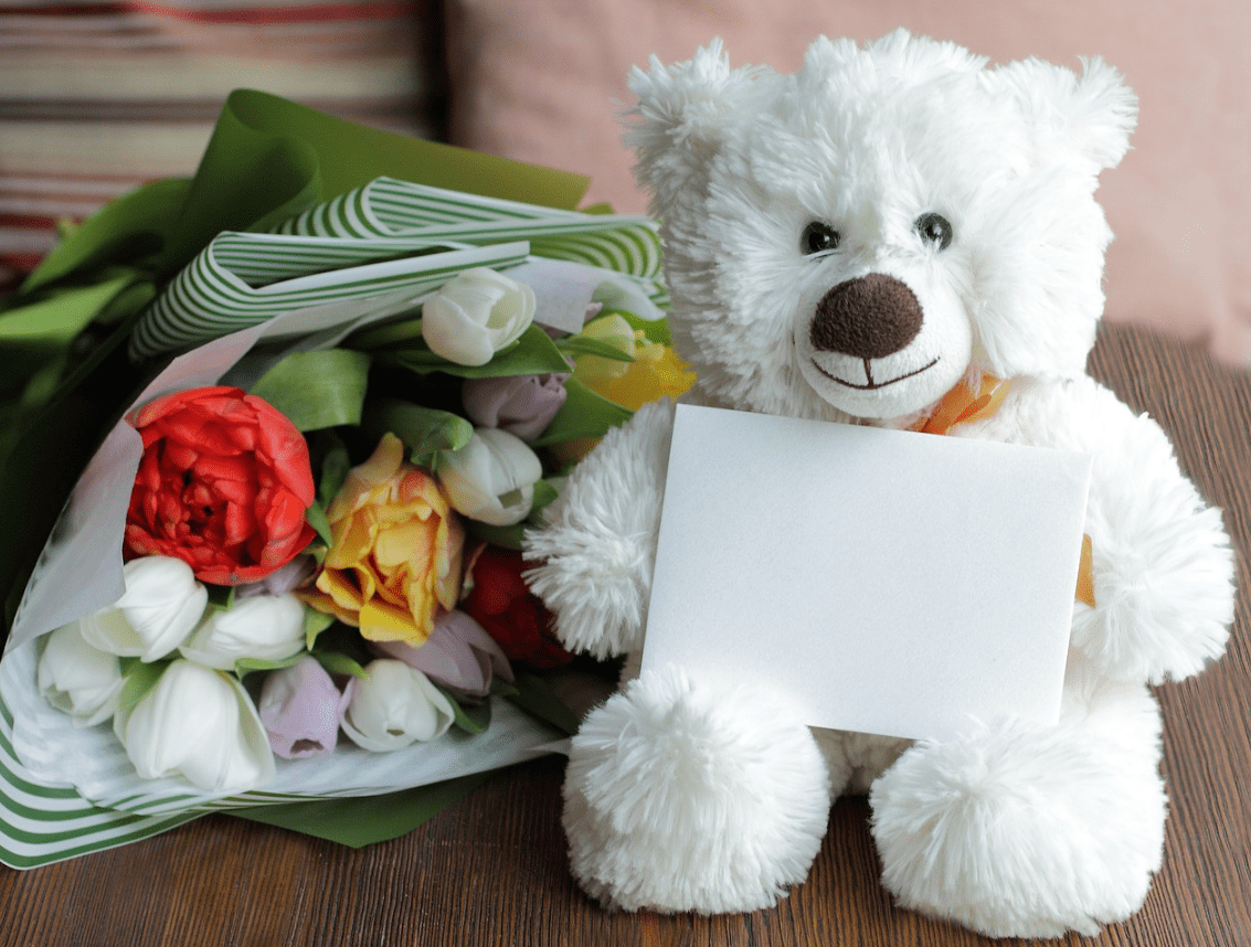 WHAT TO GET YOUR GUY FOR VALENTINE’S DAY reliablecounter