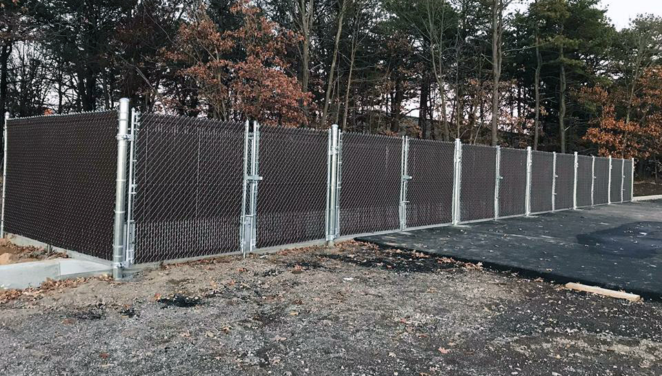 Chain Link Fence, Gate & Slats Installation Company Reliable Fence