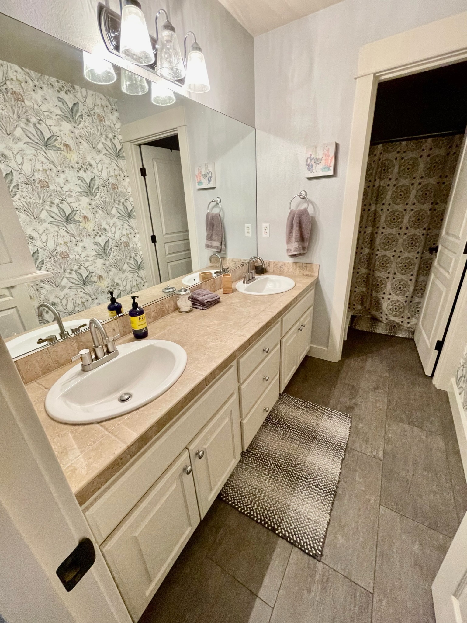 Furnished home for rent in Beaverton, OR