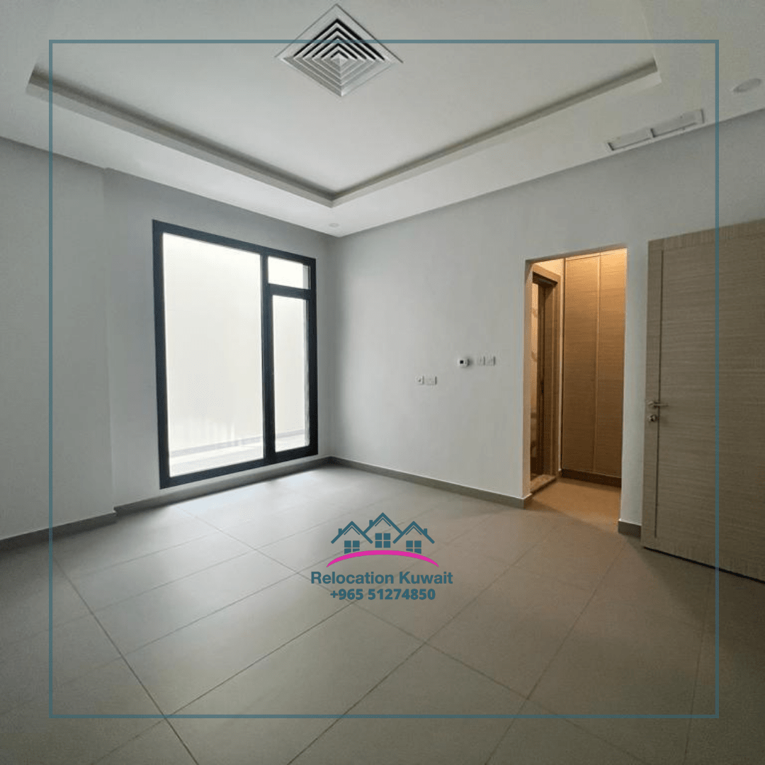 Bright and Modern 5 master bedrooms duplex with private entrance for