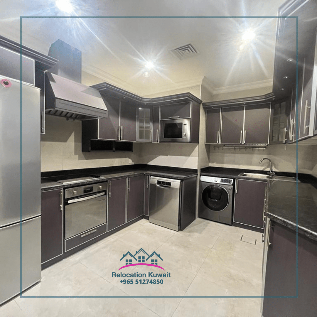 3bed apartment with balcony in Salwa, Kuwait for rent. Relocation Kuwait