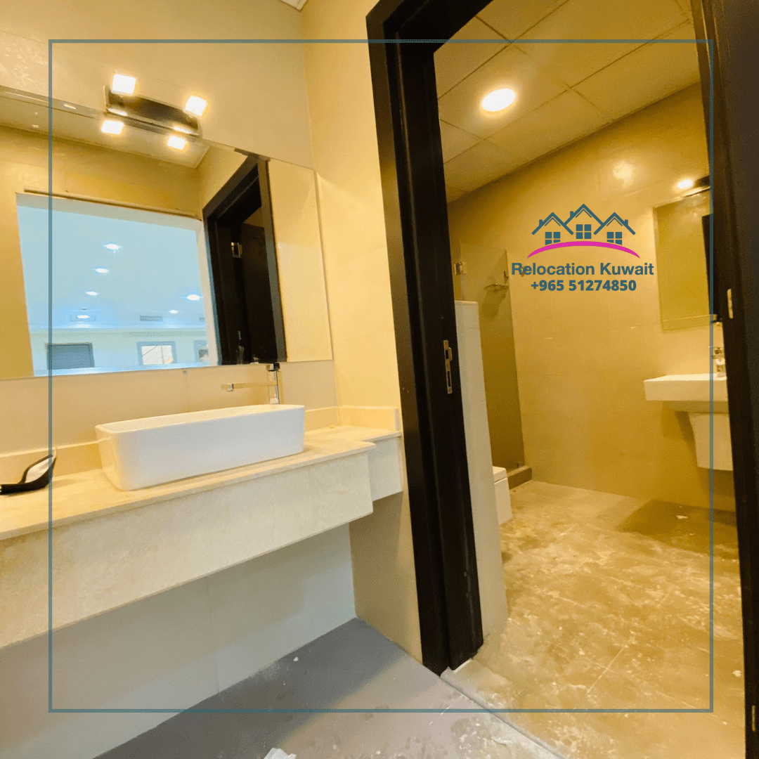 3 floor, 5bed villa for rent with swimming pool in Masayel, kuwait