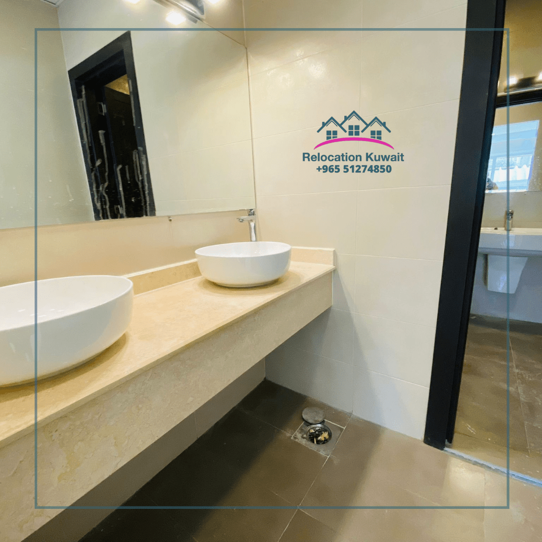 3 floor, 5bed villa for rent with swimming pool in Masayel, kuwait