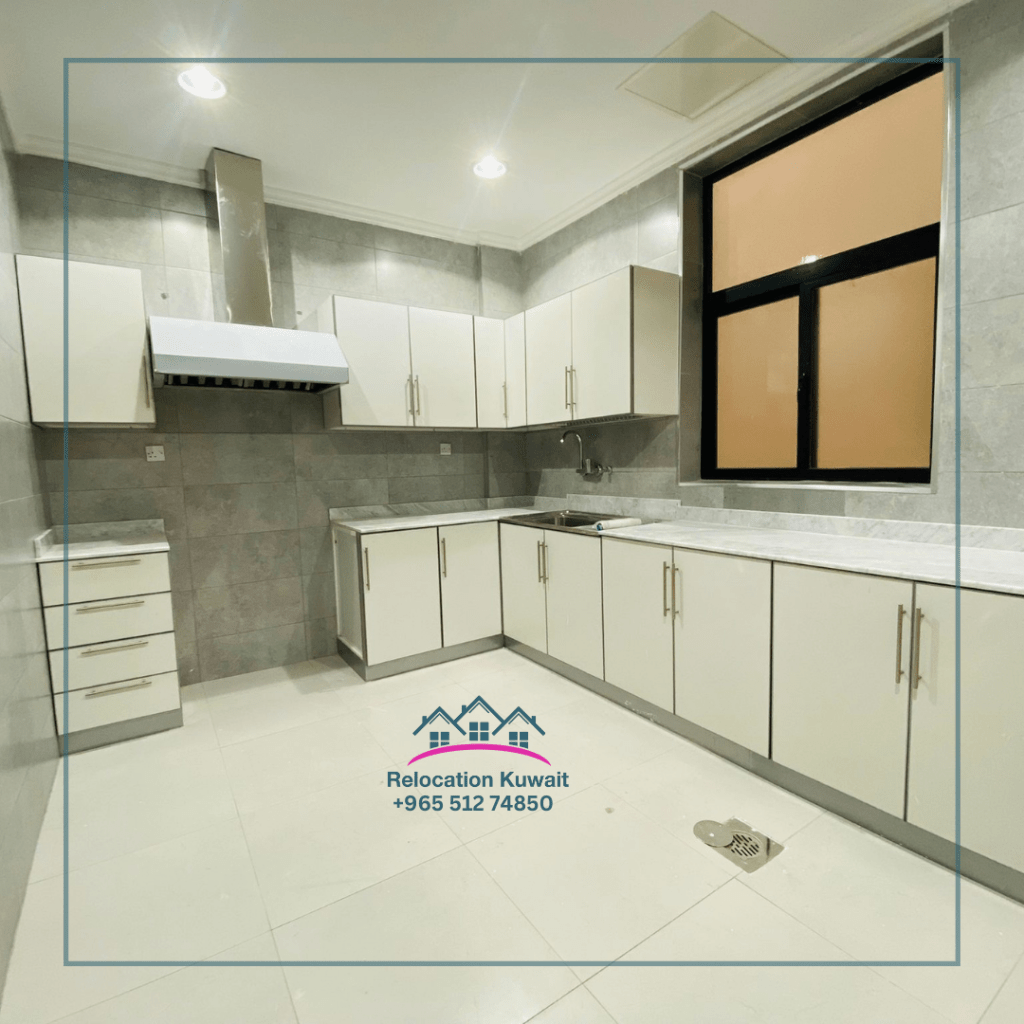 A Spacious and classic 4bed apartment for rent in Salwa, kuwait