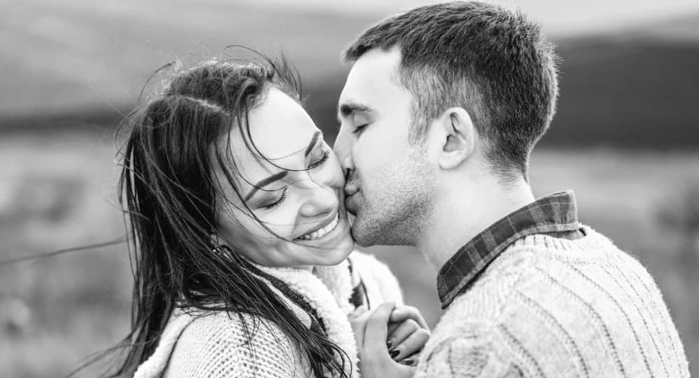 What Makes A Man Fall In Love And Commit? Relationship Rules