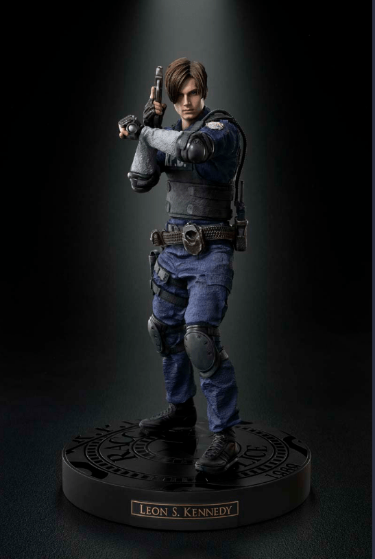 RE2 Remake Take a Closer Look at the CE Leon Statue Rely on Horror