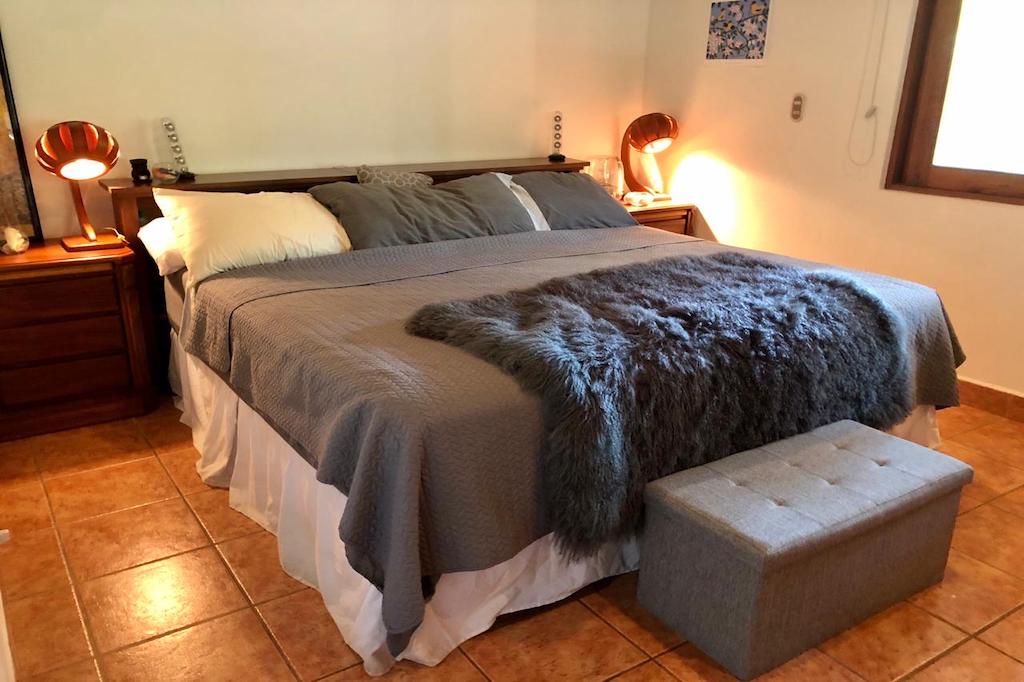 Casa Querencia One home and 2 apartments Remax Ocean Surf & Sun