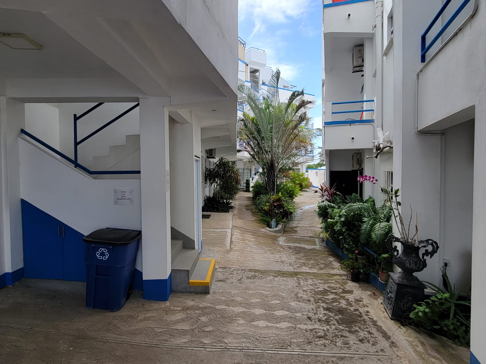 Blue Star 1 BR Penthouse Remax Grenada