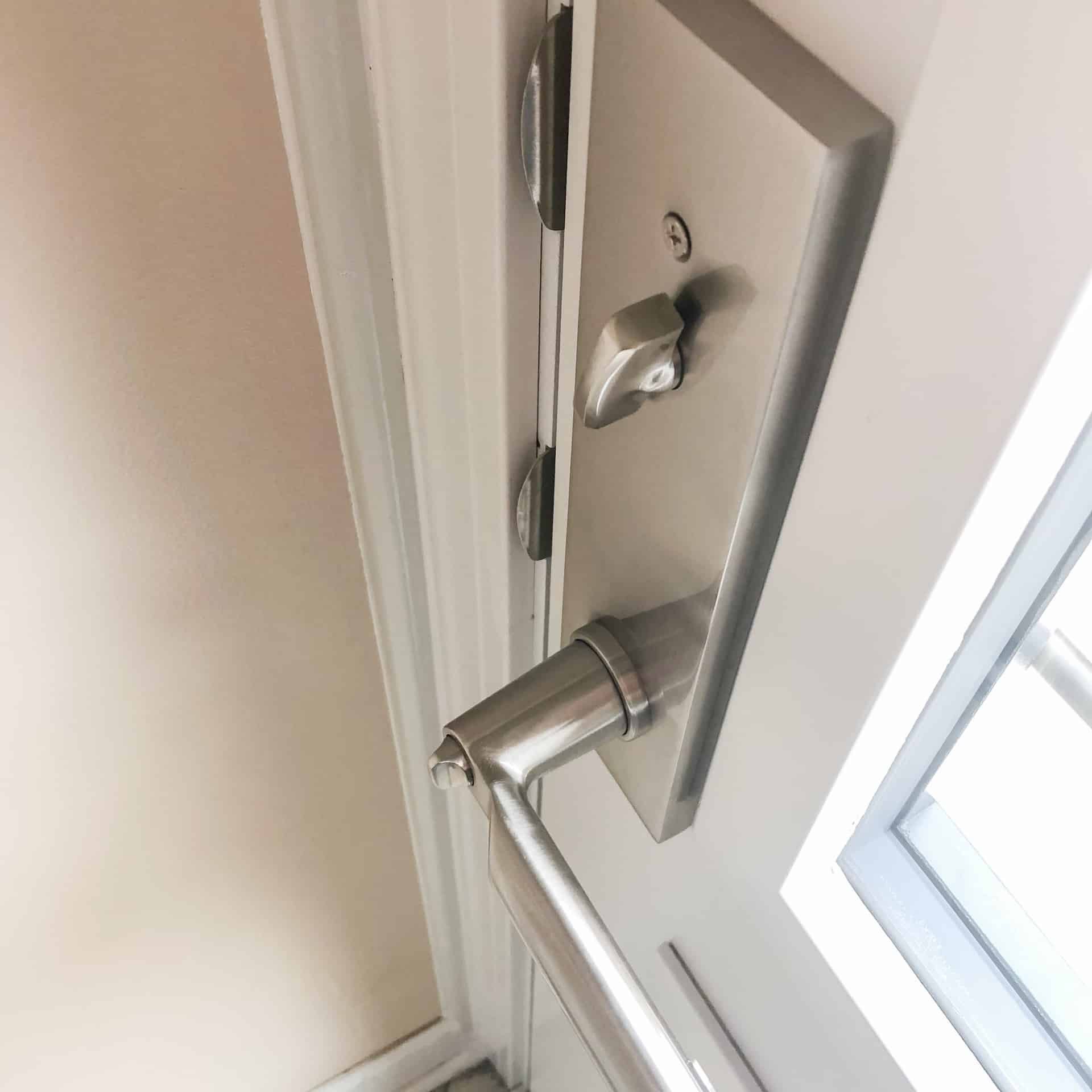 Front Door Replacement Experts // RemodelGo