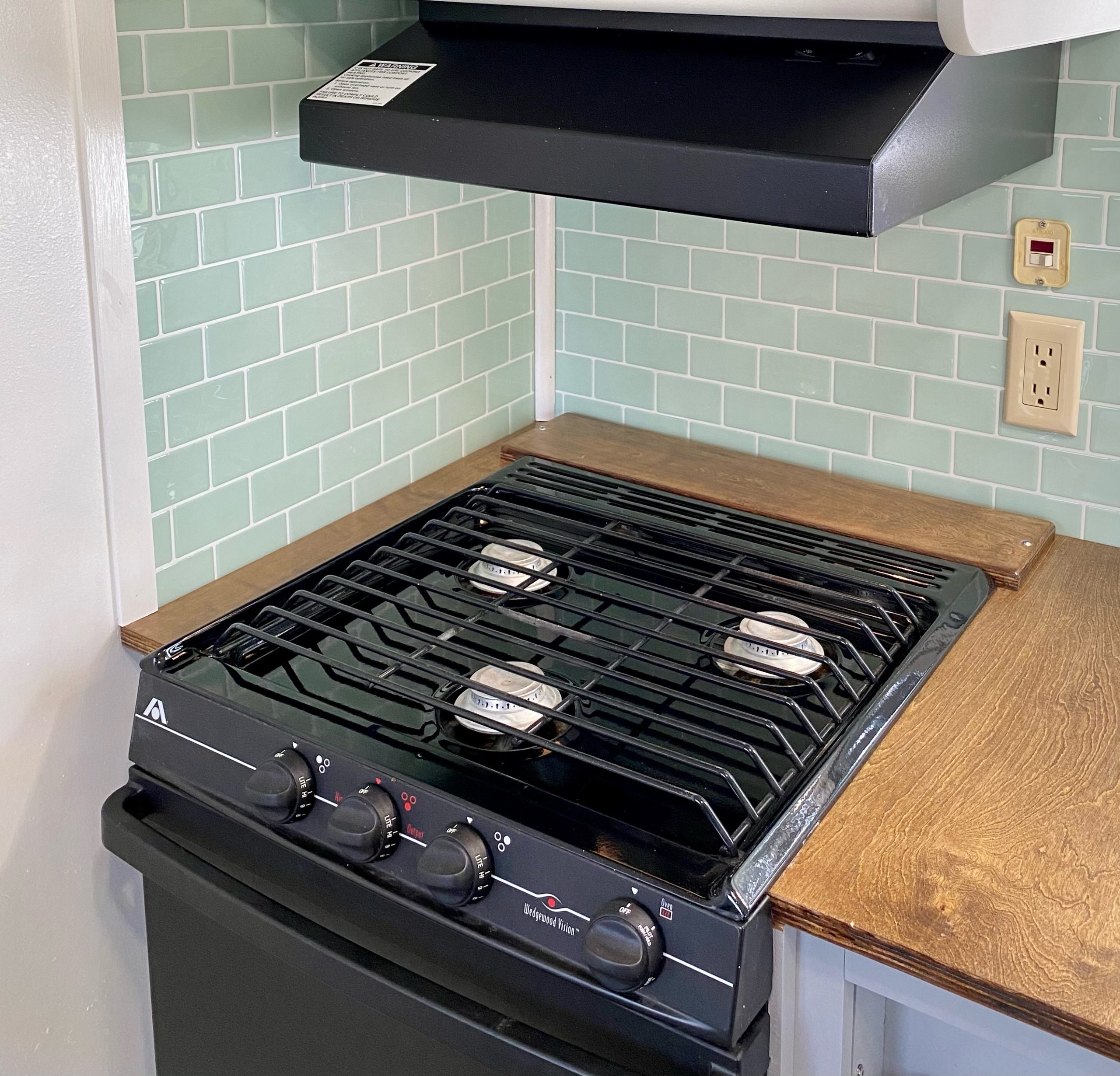 Can I Install a Regular Oven in an RV? Remodel Your RV