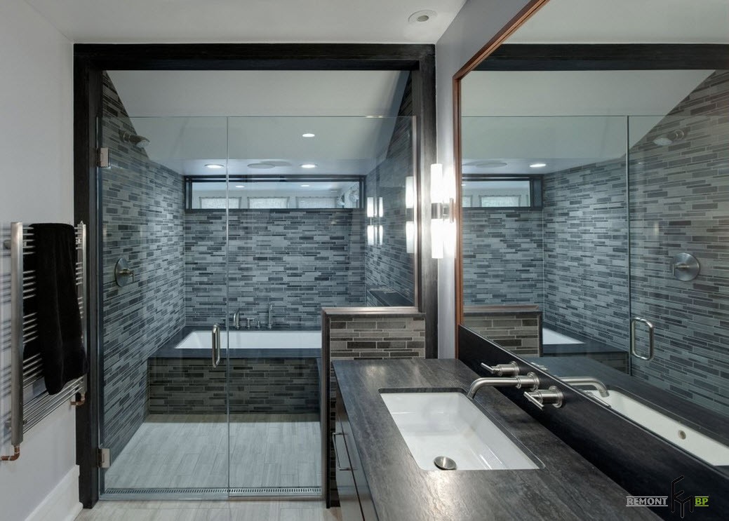 Душ рядом с ванной Ремонт без проблем