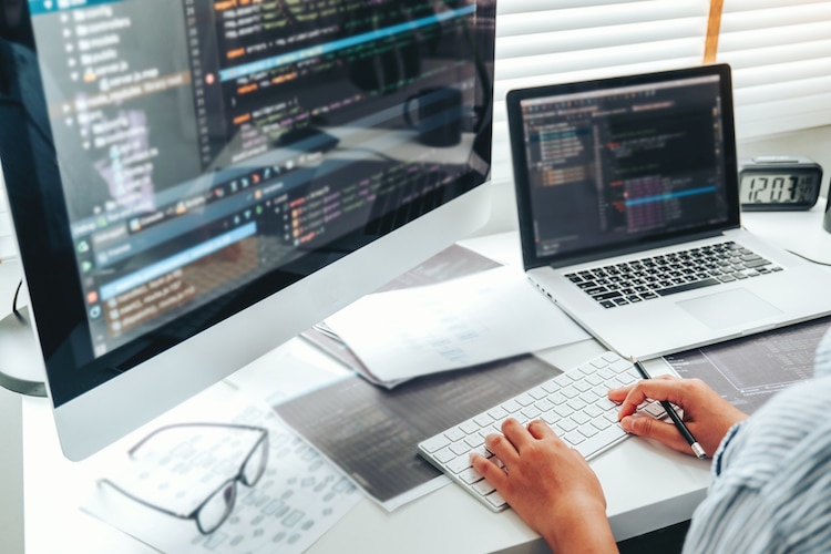 When to Hire a WordPress Dev, Programmer & Designer Remote Staff