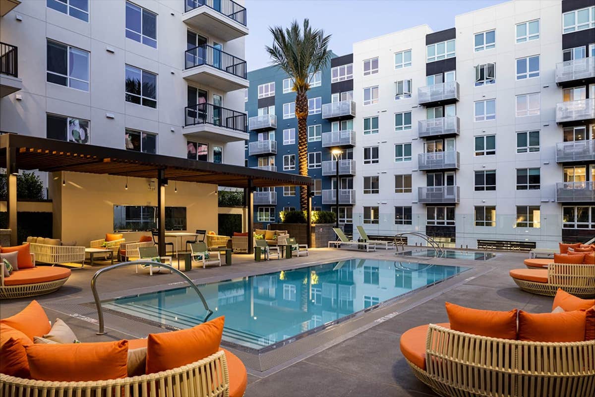 10 Incredible Apartment Pools in San Diego Rent. Blog
