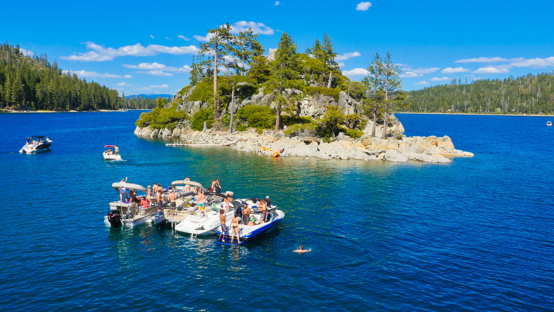 Tahoe Party Boats B Rent a Boat Lake Tahoe