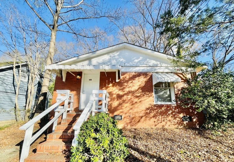 3613 Jonquil St Charlotte, NC 28211 Bottom Line Property Management