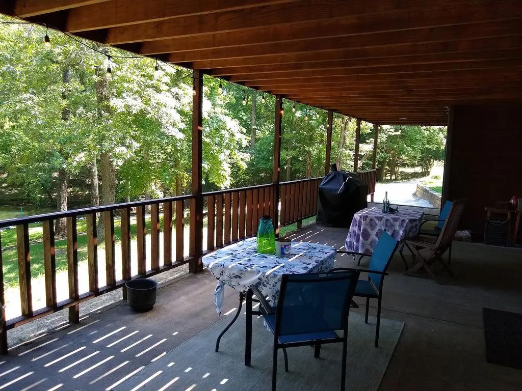 3 Bedrooms Lakefront Condo Rental in Gilbertsville, Kentucky Stay on