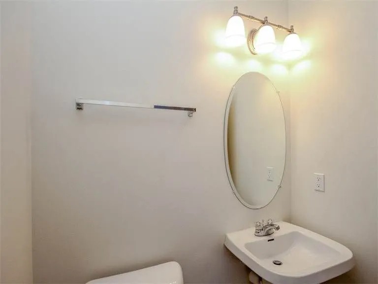 4 Bedrooms Townhome rental in Ocean View, Delaware. 219OG 4BR+Den Bear Trap End TH Pools