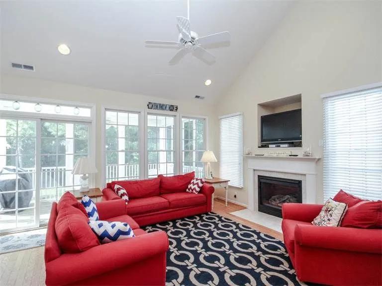 4 Bedrooms Townhome rental in Ocean View, Delaware. 219OG 4BR+Den Bear Trap End TH Pools