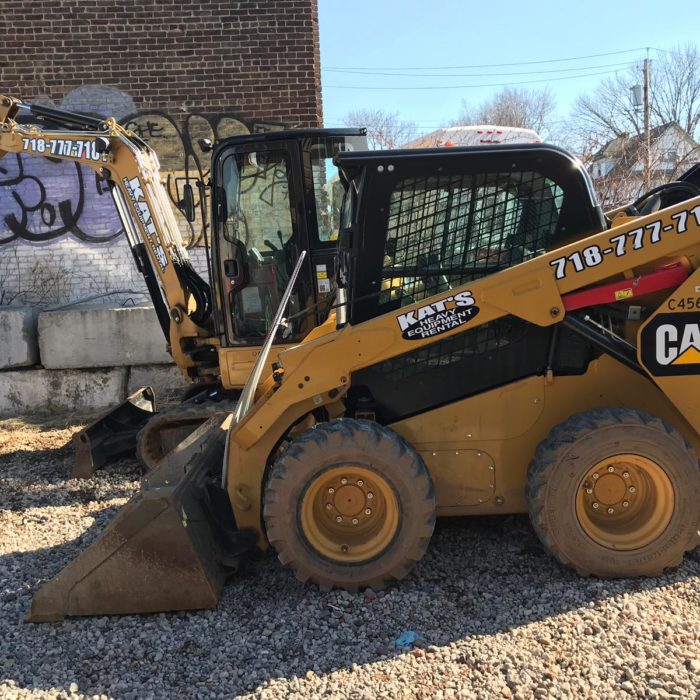 Skid steer Kat’s Heavy Equipment Rental