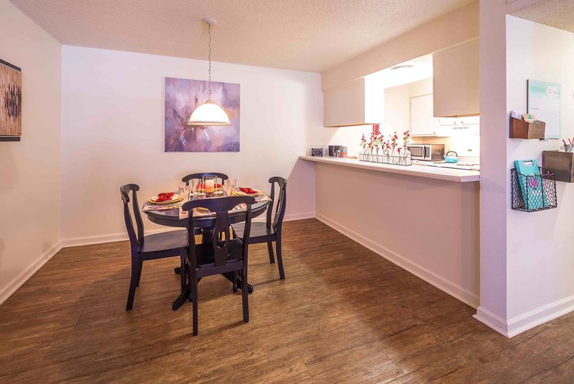 Whitehall Student Apartments in Tallahassee, Florida RentTally