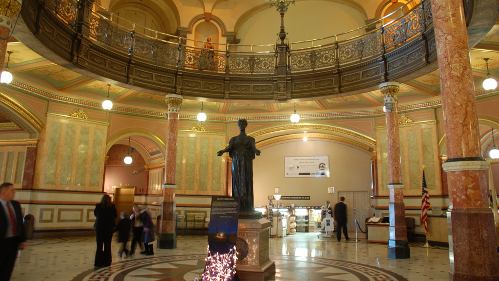 Bills that passed the Illinois House in the 2022 Spring Session State