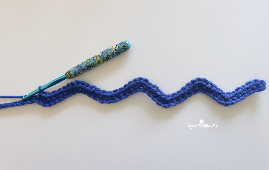 Easy Crochet Chevron Blanket Repeat Crafter Me