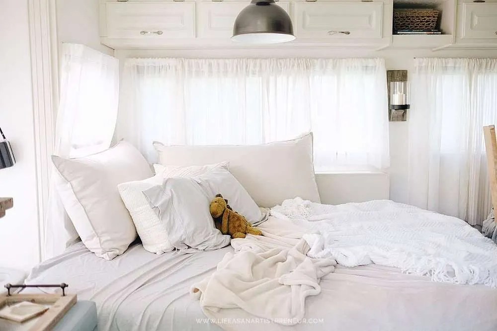 Luxurious RV Bedrooms to Draw Inspiration From Replacement Mattress