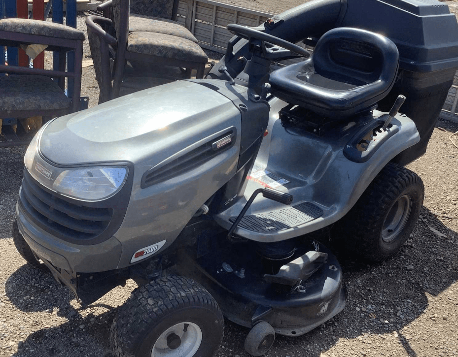 Craftsman LTS 2000 Riding Lawn Mower - Repo Finder