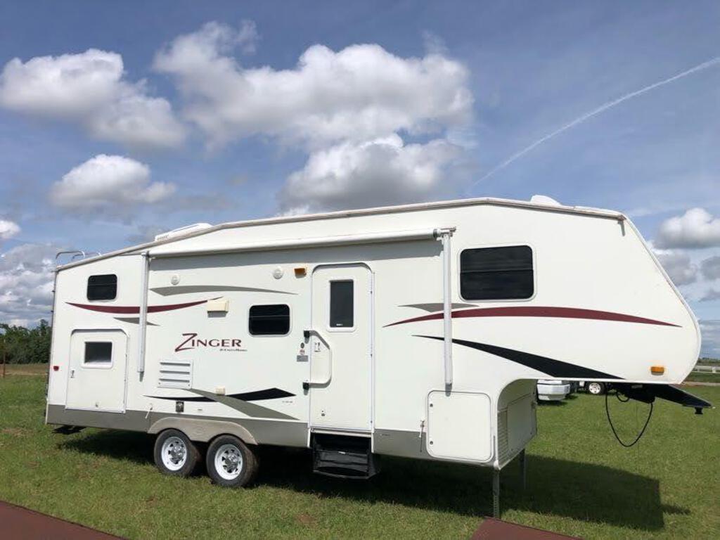 2010 5th Wheel Camper Repo Finder