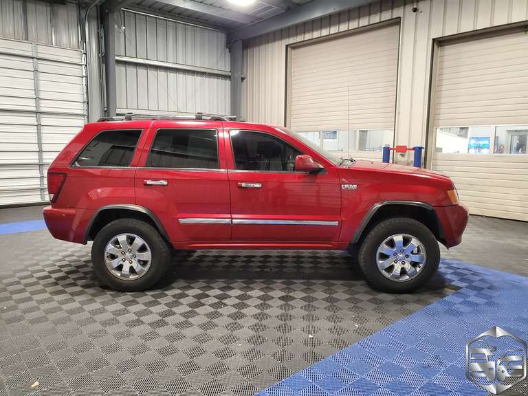 2009 Jeep Grand Cherokee Overland - Repo Finder