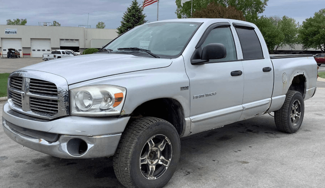 2007 Dodge Ram 1500 Quad Cab 4WD Crew Cab Pickup 4DR Repo Finder