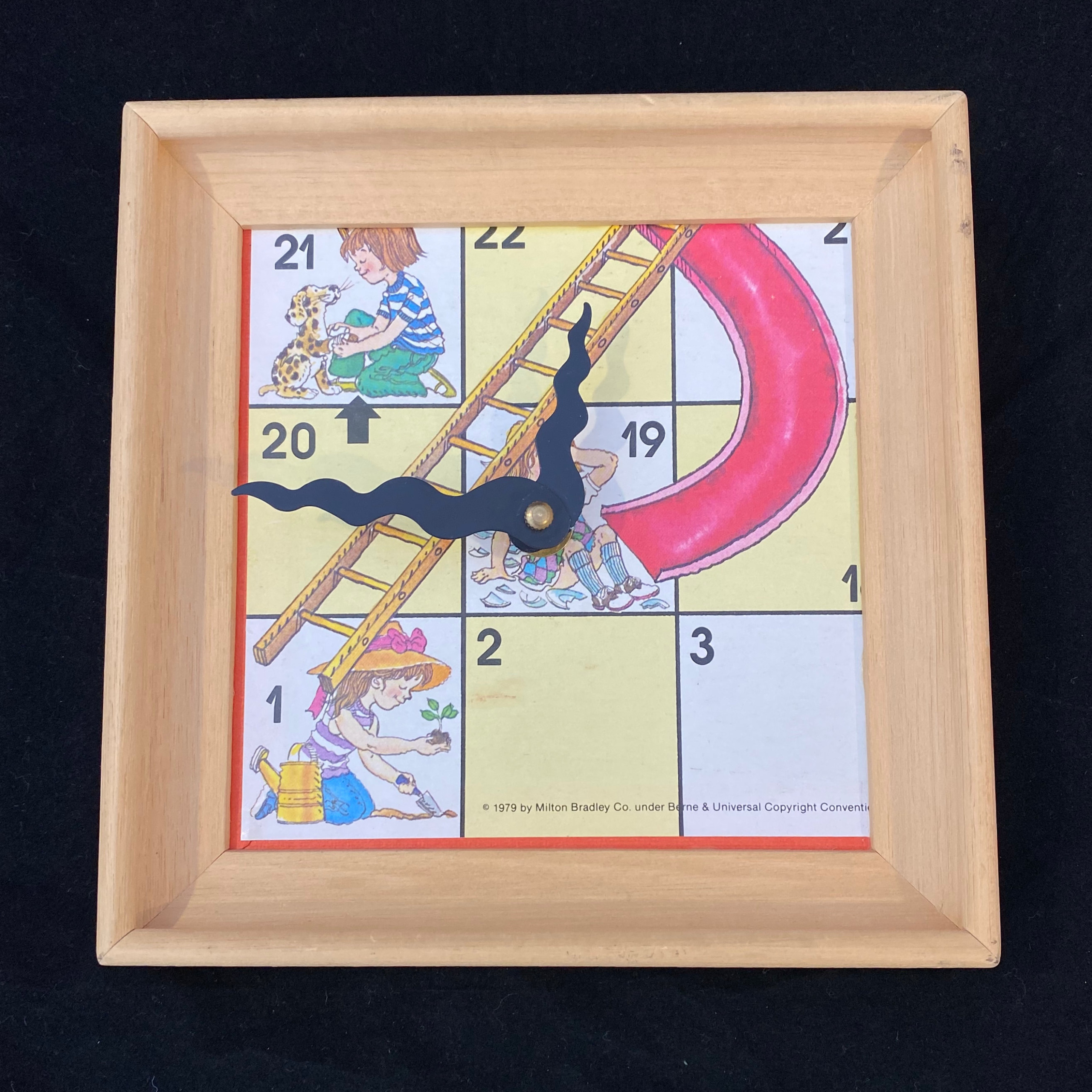RePop Gifts Game Board Clock