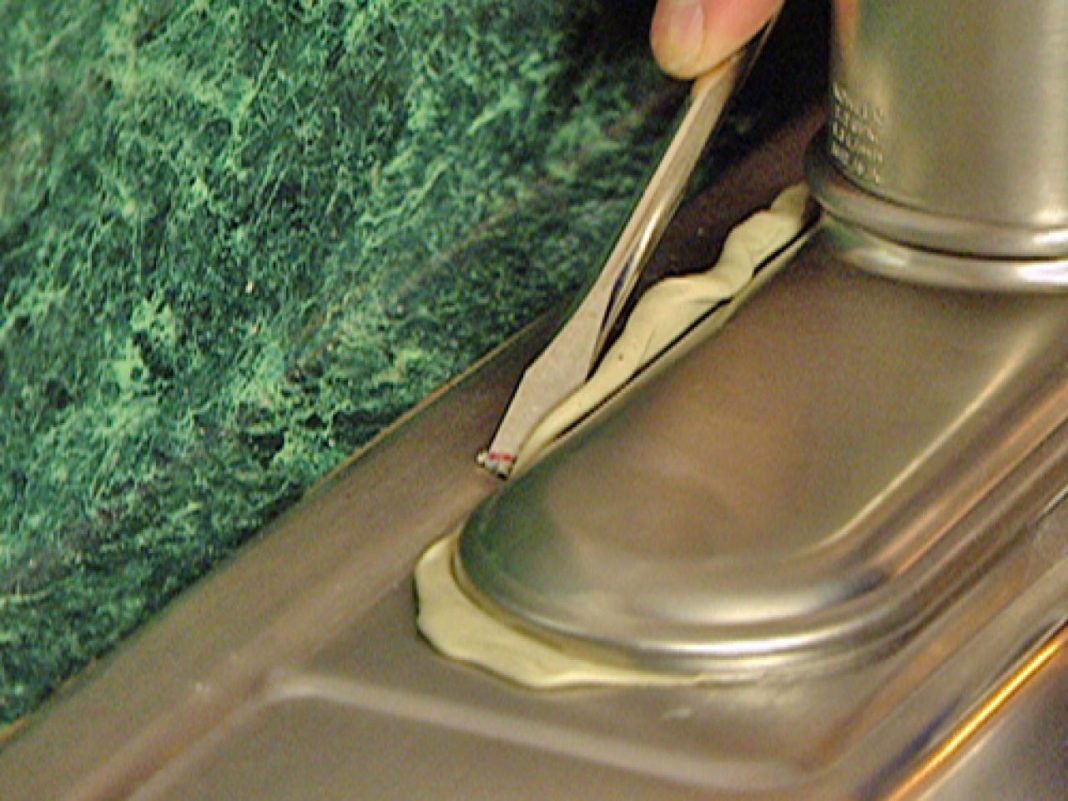 How To Remove Plumber’s Putty? 5 Tips To Consider » Residence Style