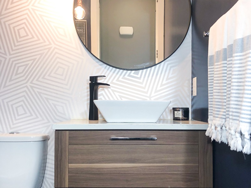 .Improve Your Powder Room With Guest Towels