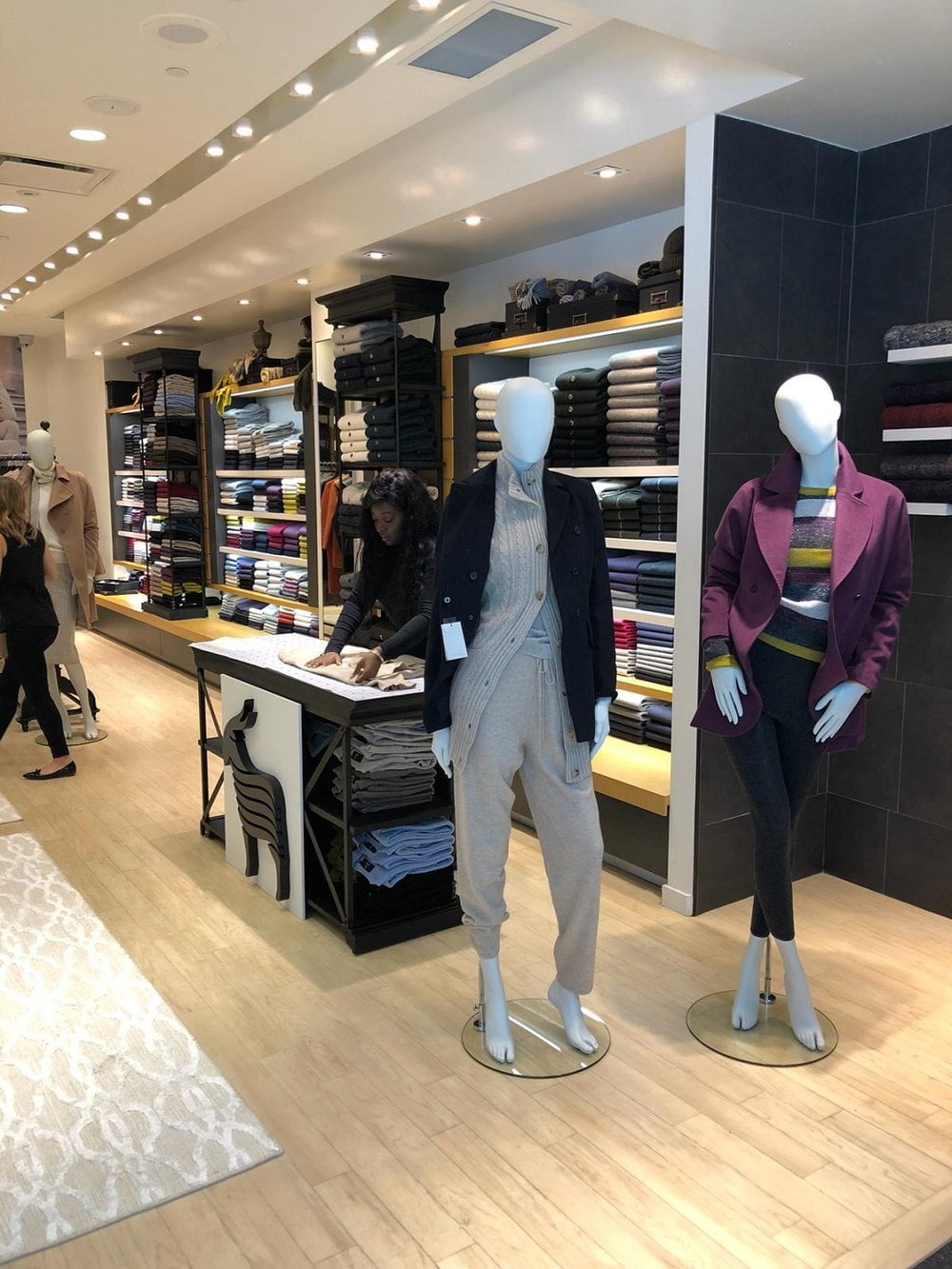 Black Goat Cashmere Opens 1st Shopping Centre Retail Space