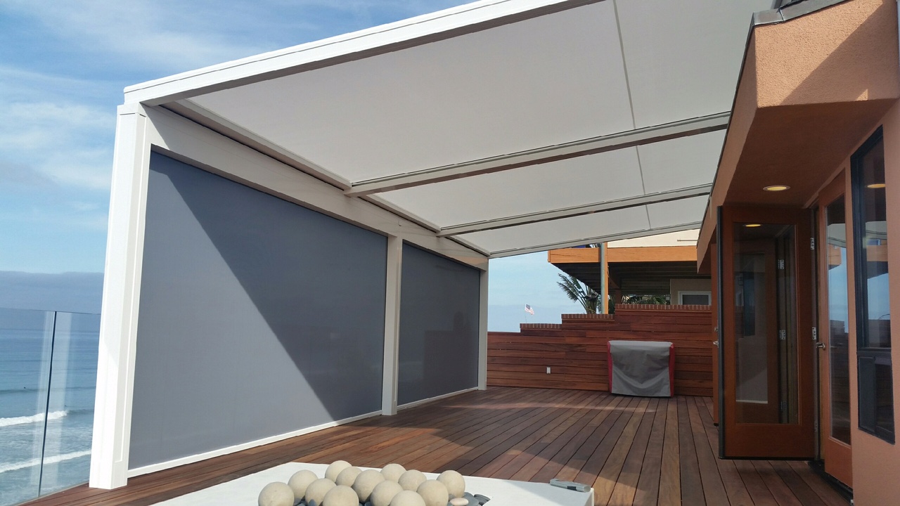 Retractable Vertical Screens