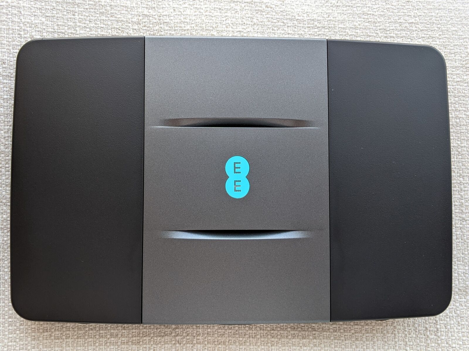 EE Broadband Router Wall mount bracket Slim Custom Router