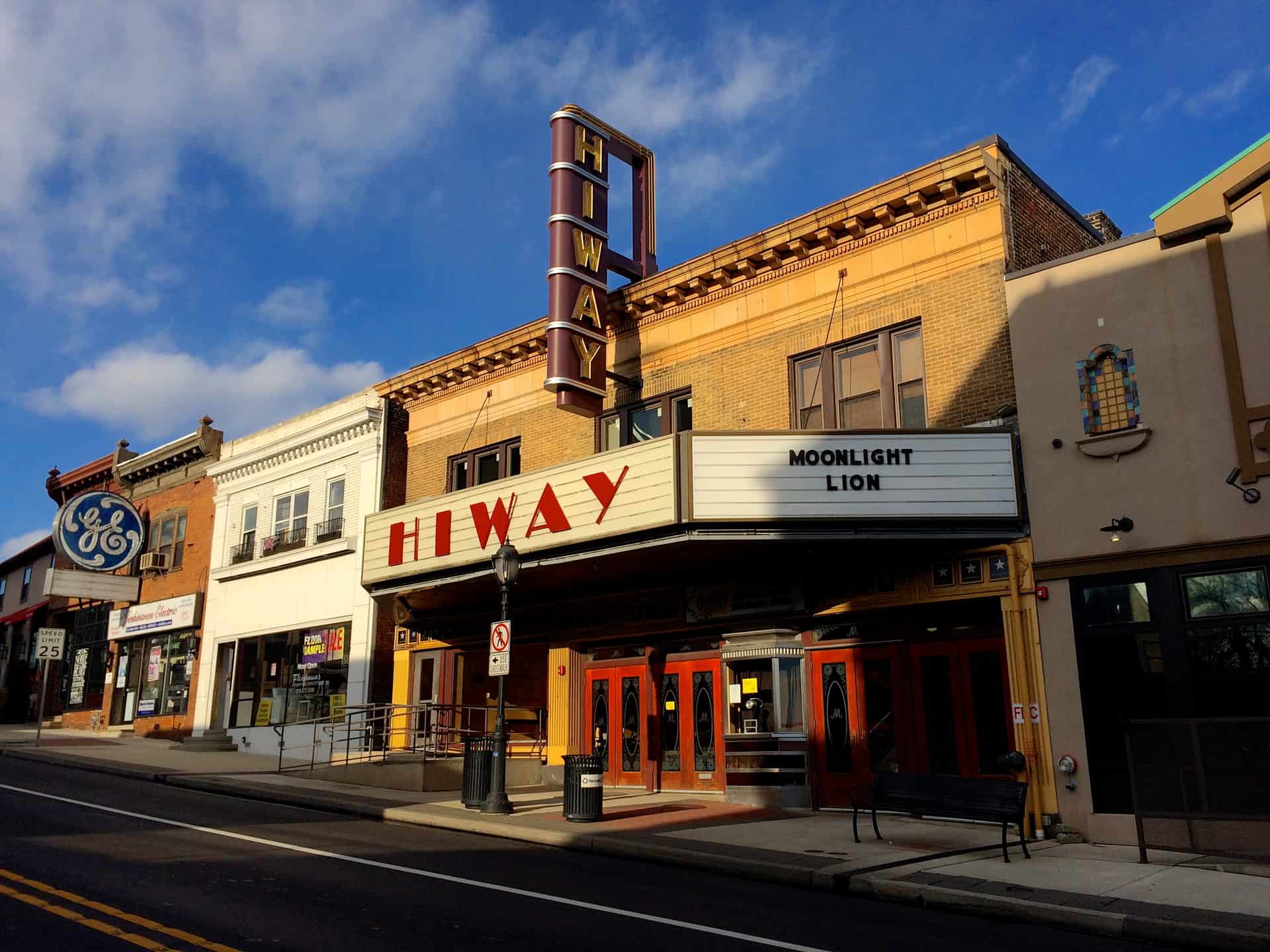 Hiway Theater Jenkintown PA’s Suburban Screening Room! Retro Roadmap
