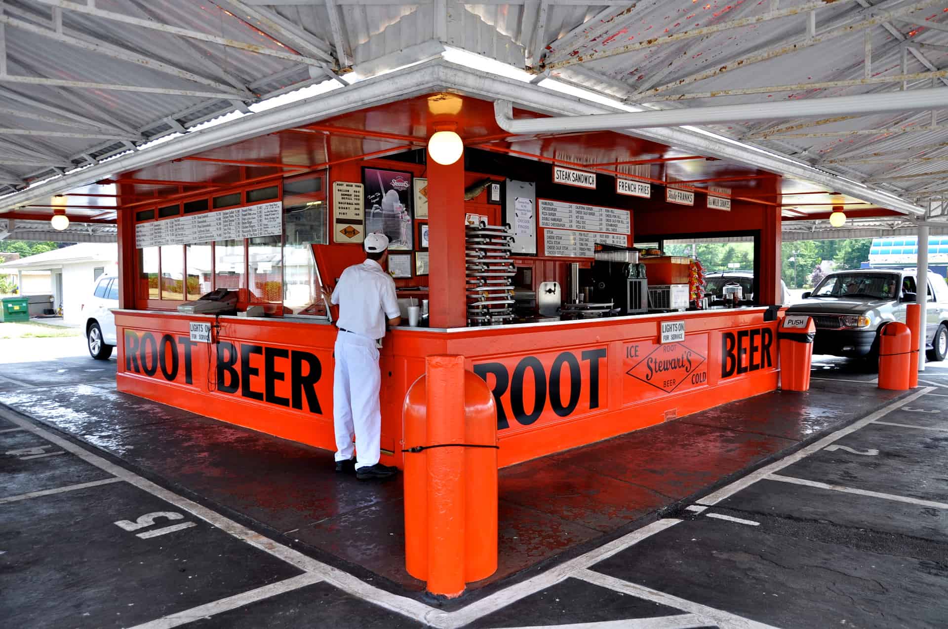 Stewart’s Root Beer Drive In Burlington NJ Car Hop Service and