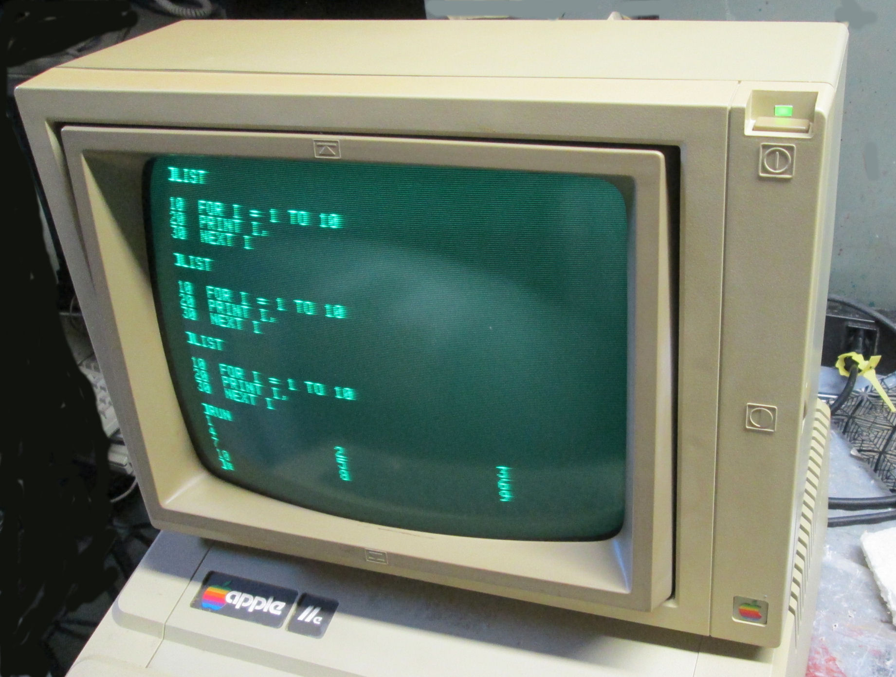 Apple II Plus, IIe Parts