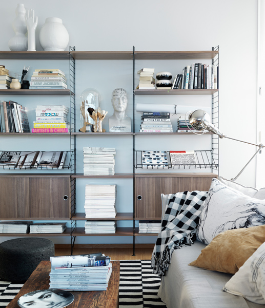 Midcentury classic The String shelving system Retro to Go