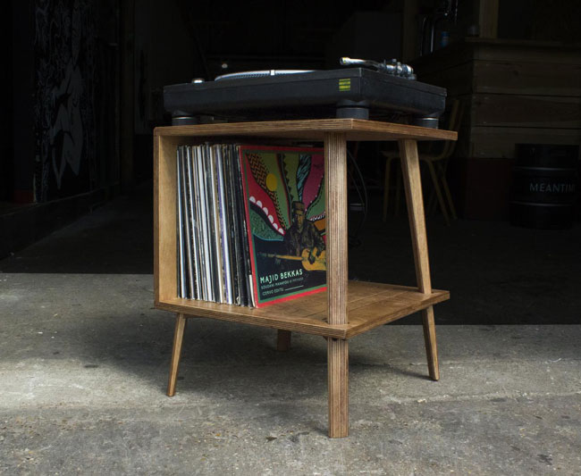 Retro record player tables by BnE Studio Retro to Go