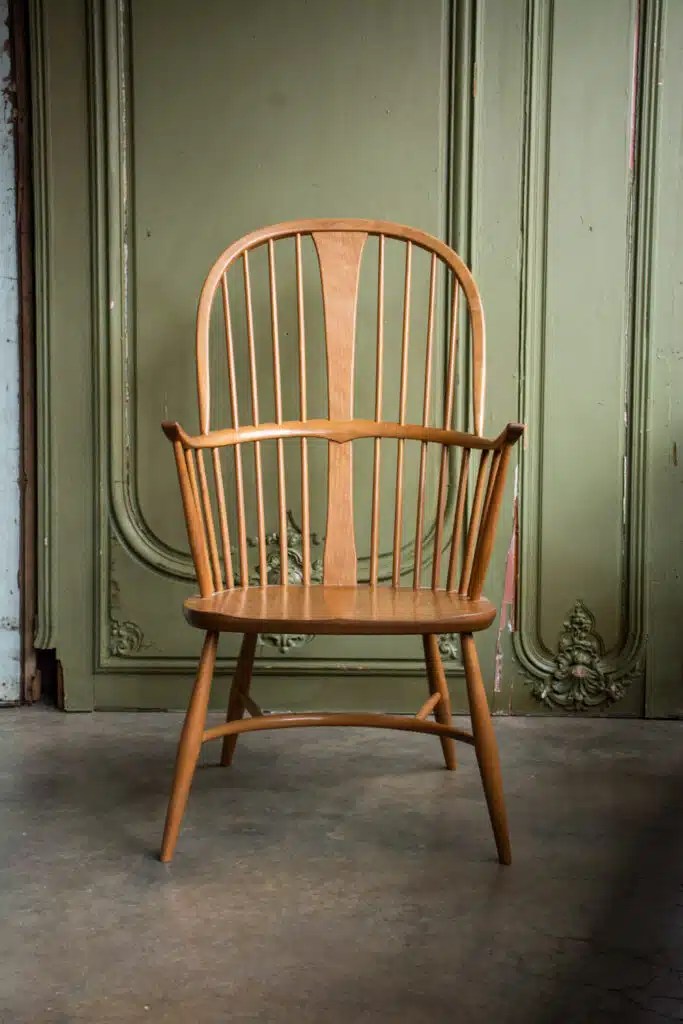 Ercol Chair Maker’S Chair 6404 Retrouvius